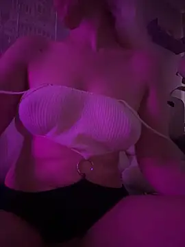 JLA kiss online show from 11, 4, 2026