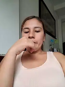 Snapshot of selena_gomez2 chatting on 26, 10, 2025 selena gomez2 online show from 26, 10, 2025