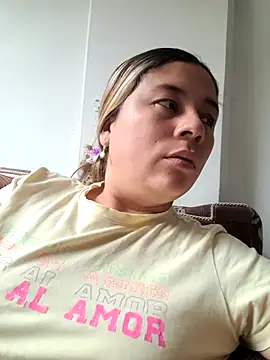 Snapshot of selena_gomez2 chatting on 3, 6, 2026 selena gomez2 online show from 3, 6, 2026