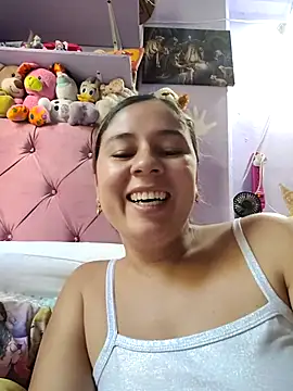 Snapshot of selena_gomez2 chatting on 15, 5, 2026 selena gomez2 online show from 15, 5, 2026