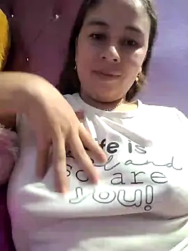 Snapshot of selena_gomez2 chatting on 19, 3, 2025 selena gomez2 online show from 19, 3, 2025