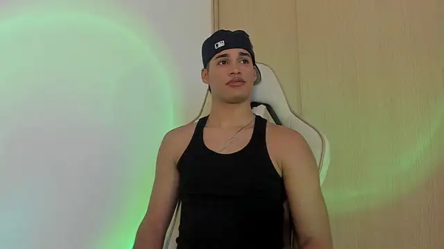 Jimmy Leeh  online show from 13, 12, 2024