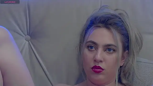 AvaBlue  online show from 9, 2, 2025