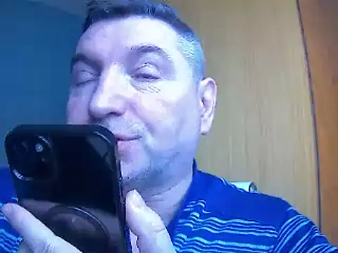 Snapshot of GYurmoka70 chatting on 23, 1, 2025 GYurmoka70 online show from 23, 1, 2025