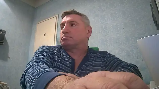 Snapshot of GYurmoka70 chatting on 8, 10, 2025 GYurmoka70 online show from 8, 10, 2025