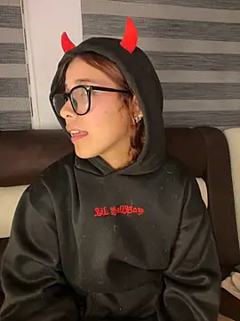 crystal bunny7 online show from 10, 3, 2025