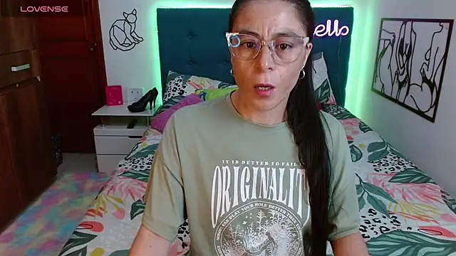 antonella sweet33 online show from 12, 10, 2025