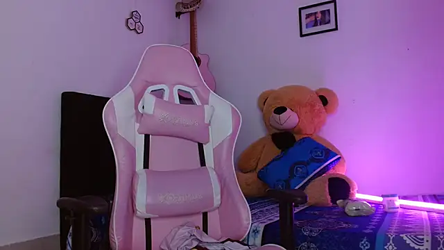 Dakota bumm online show from 13, 11, 2025