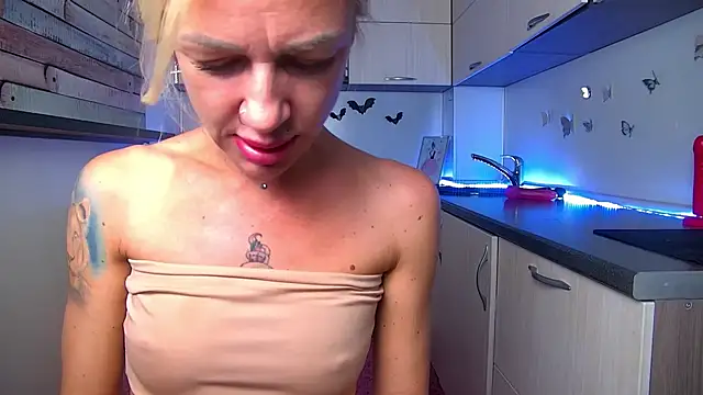 Skinny Nally online show from 16, 10, 2025