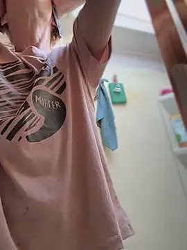 GoldenFlameGoddess online show from 7, 10, 2025