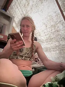 GoldenFlameGoddess online show from 13, 4, 2026