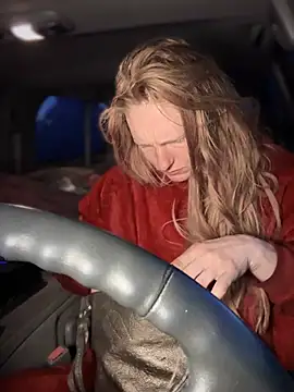 Snapshot of GoldenFlameGoddess chatting on 17, 1, 2026 GoldenFlameGoddess online show from 17, 1, 2026