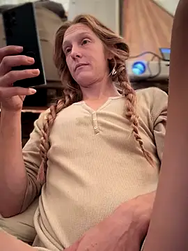 GoldenFlameGoddess online show from 13, 10, 2025