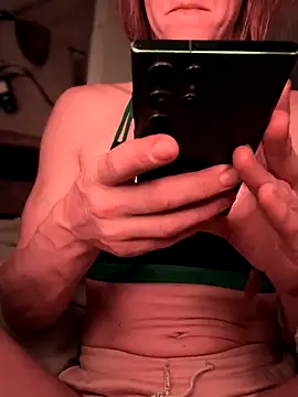 GoldenFlameGoddess online show from 16, 11, 2025