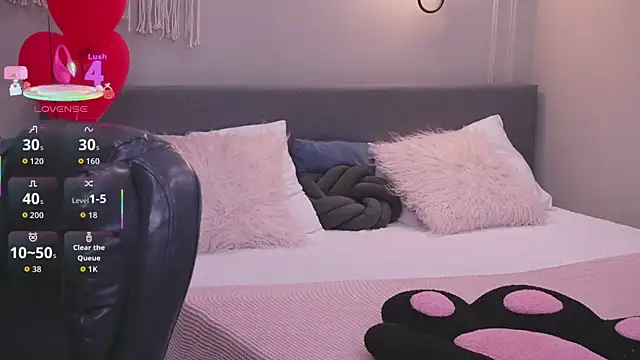 Molly Jons online show from 24, 3, 2026