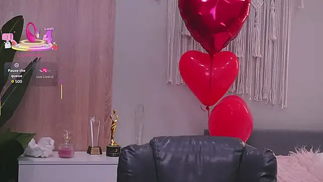 Molly Jons online show from 5, 3, 2026