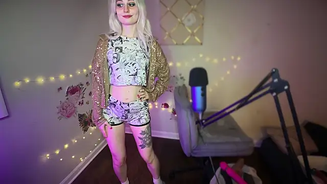 Starr1123 online show from 26, 11, 2025