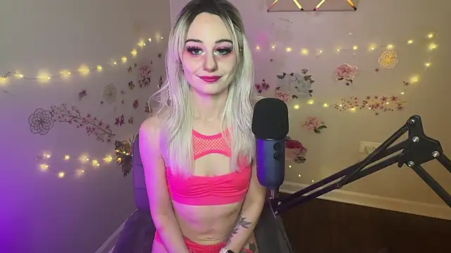 Starr1123 online show from 18, 4, 2026