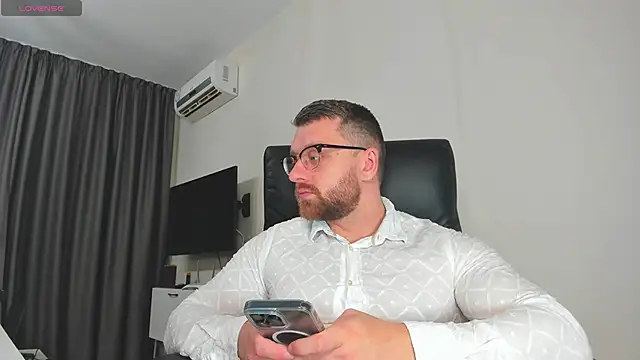 Findom guy online show from 22, 12, 2025