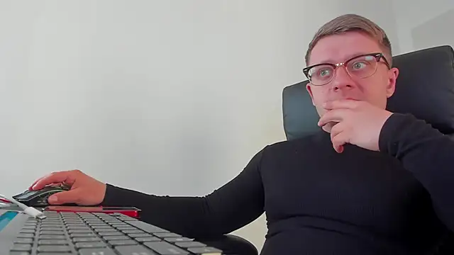 Findom guy online show from 20, 3, 2025