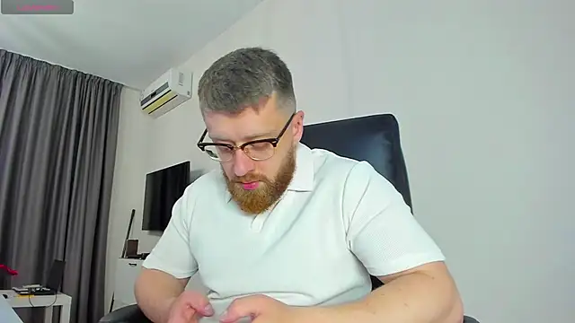 Findom guy online show from 30, 3, 2026