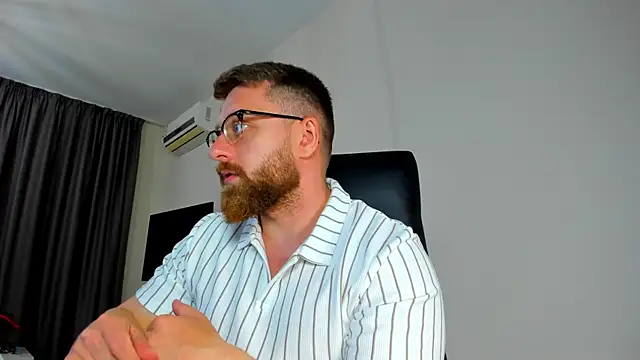 Findom guy online show from 23, 4, 2026