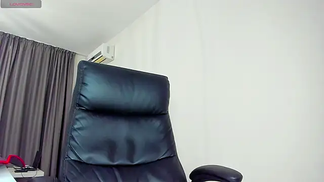 Findom guy online show from 28, 3, 2026