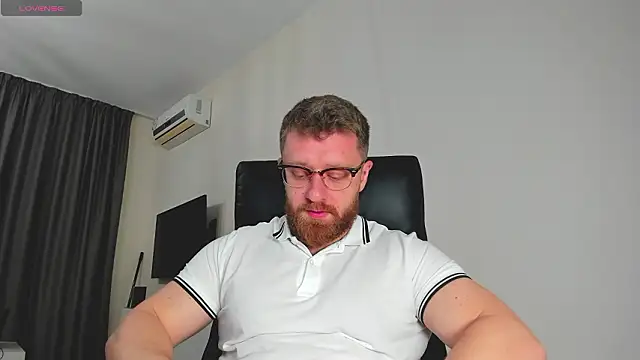 Findom guy online show from 13, 3, 2026