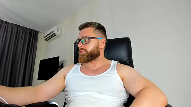 Findom guy online show from 28, 5, 2026