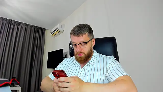 Findom guy online show from 8, 4, 2026