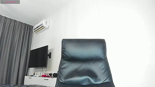 Findom guy online show from 13, 12, 2025