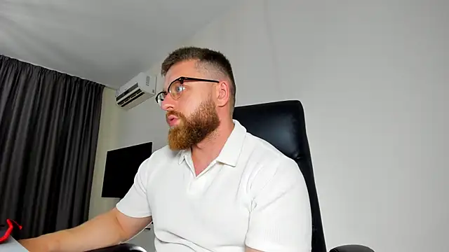 Findom guy online show from 24, 5, 2026