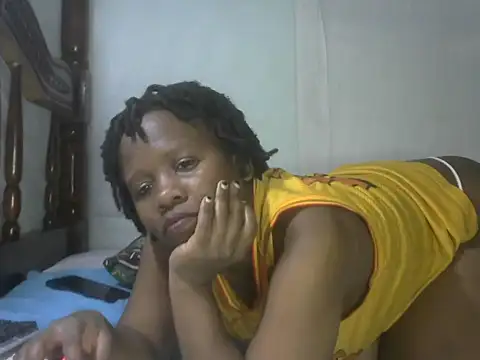 Queentesi online show from 10, 10, 2025