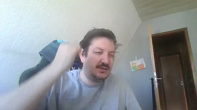 Snapshot of Golffahrer1982 chatting on 2, 3, 2026 Golffahrer1982 online show from 2, 3, 2026