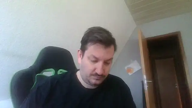 Snapshot of Golffahrer1982 chatting on 12, 4, 2026 Golffahrer1982 online show from 12, 4, 2026