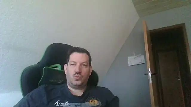 Golffahrer1982 online show from 21, 12, 2025