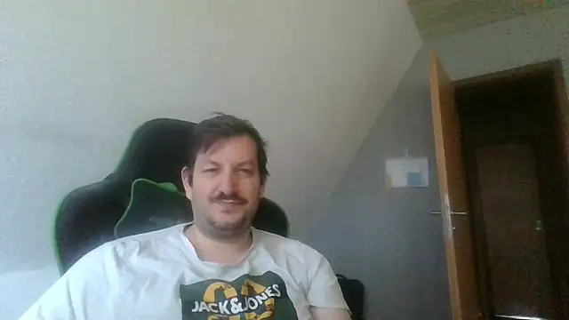 Golffahrer1982 online show from 27, 10, 2025