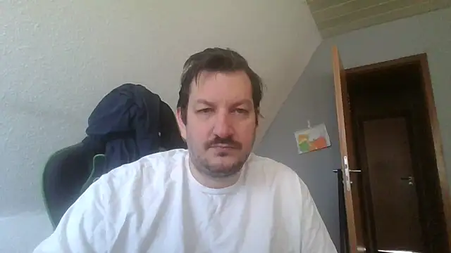 Snapshot of Golffahrer1982 chatting on 4, 3, 2026 Golffahrer1982 online show from 4, 3, 2026