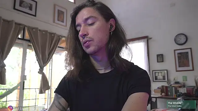 Antinoo Gnothi online show from 28, 1, 2025