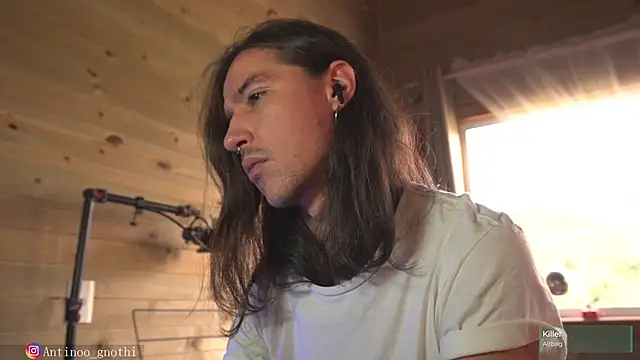 Antinoo Gnothi online show from 22, 2, 2025