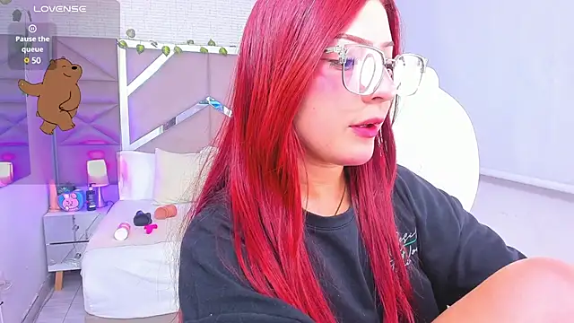 Zoe Lennoxx online show from 15, 2, 2025