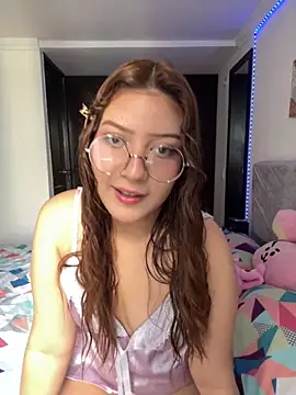 Zoe Lennoxx online show from 19, 9, 2025