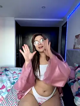 Zoe Lennoxx online show from 25, 9, 2025