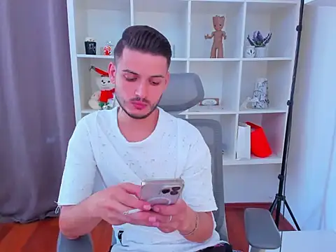 andboyfor6 online show from 24, 5, 2026