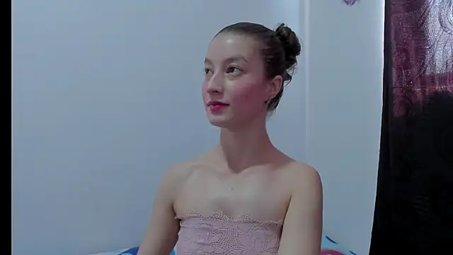 MiiaVolkova online show from 12, 11, 2025