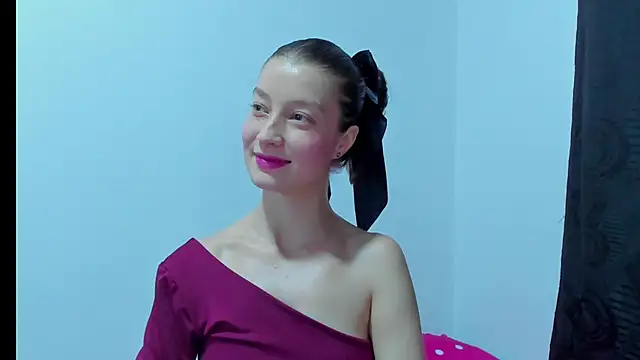 MiiaVolkova online show from 3, 10, 2025