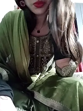 Snapshot of Noor_Darliing chatting on 7, 4, 2026 Noor Darliing online show from 7, 4, 2026