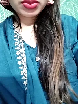 Snapshot of Noor_Darliing chatting on 15, 4, 2026 Noor Darliing online show from 15, 4, 2026