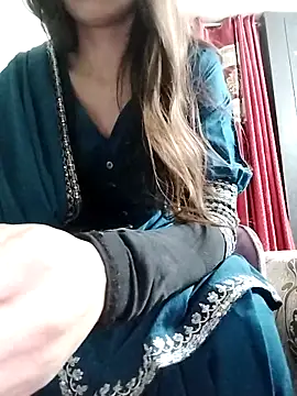 Snapshot of Noor_Darliing chatting on 16, 2, 2026 Noor Darliing online show from 16, 2, 2026