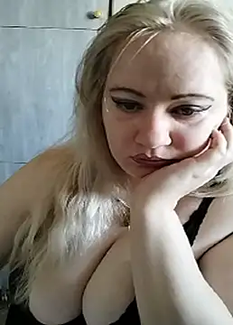 D Marinna online show from 4, 10, 2025